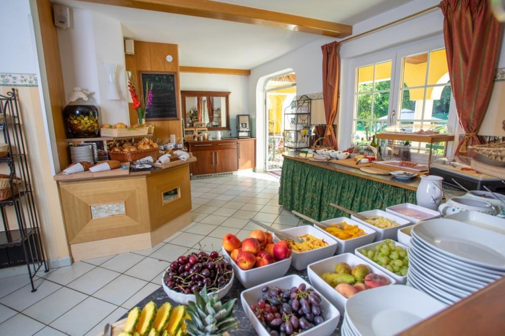 Landhotel Waldmuehle Sankt Georgen im Attergau Exterior photo
